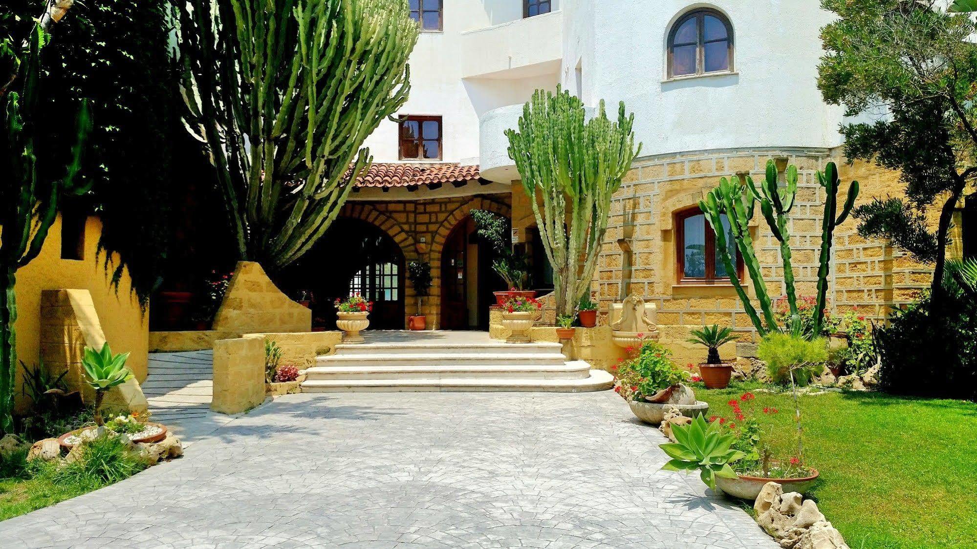 Hotel Akrabello Агридженто Экстерьер фото