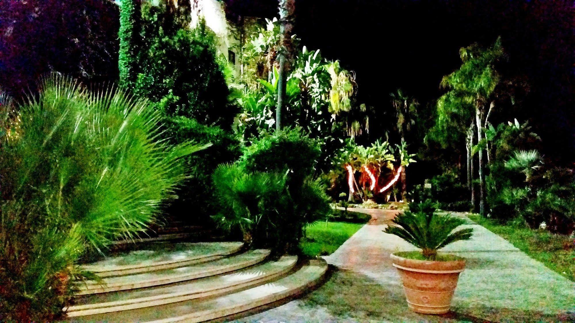 Hotel Akrabello Агридженто Экстерьер фото