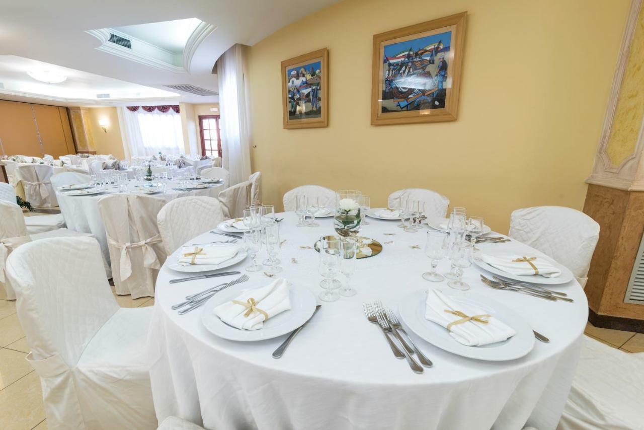 Hotel Akrabello Агридженто Экстерьер фото