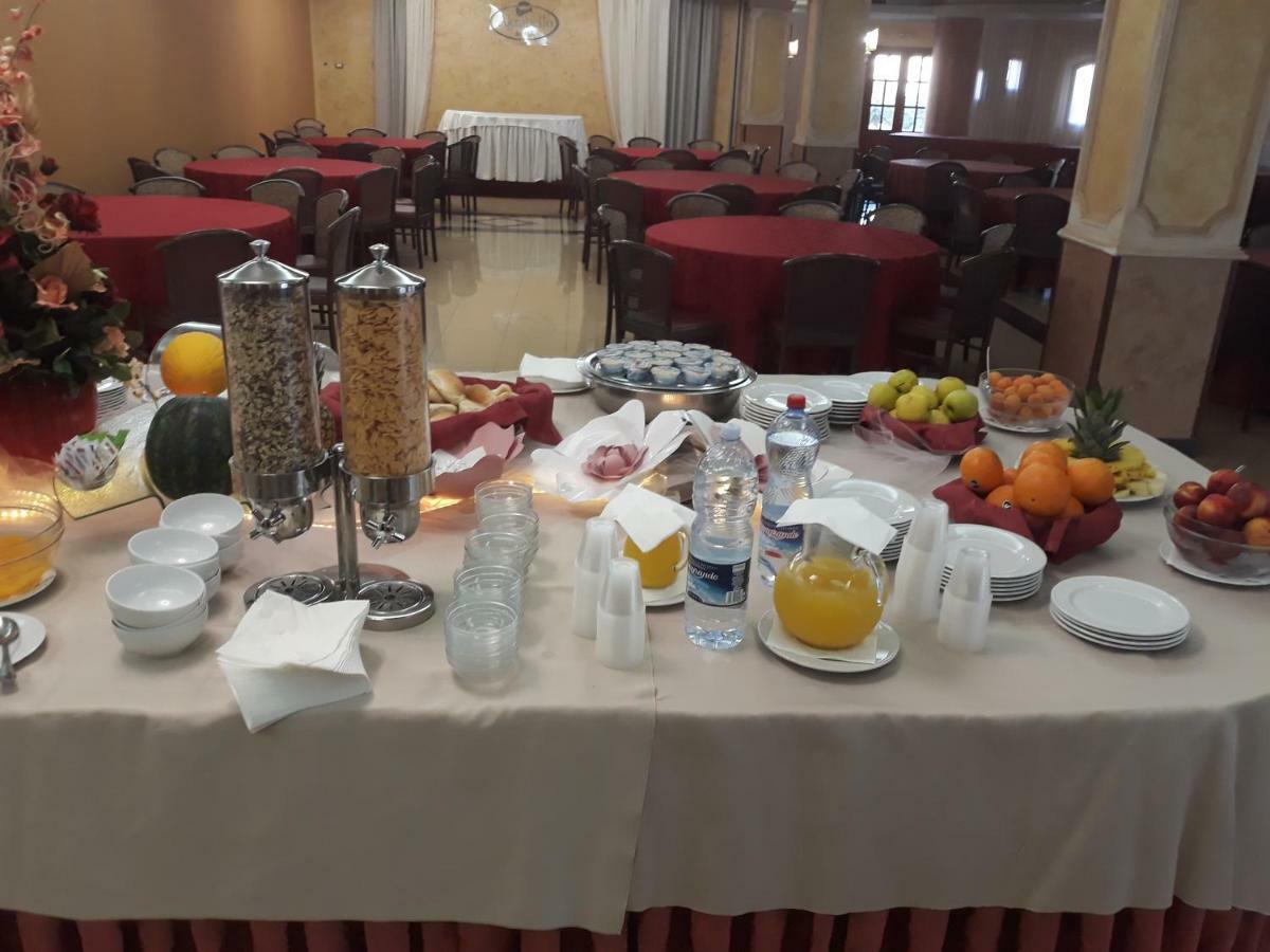 Hotel Akrabello Агридженто Экстерьер фото